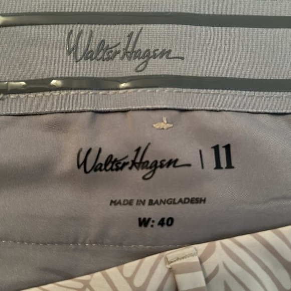 Walter Hagen wrinkle resistant flat front shorts leaves light khaki - Picture 7 of 7
